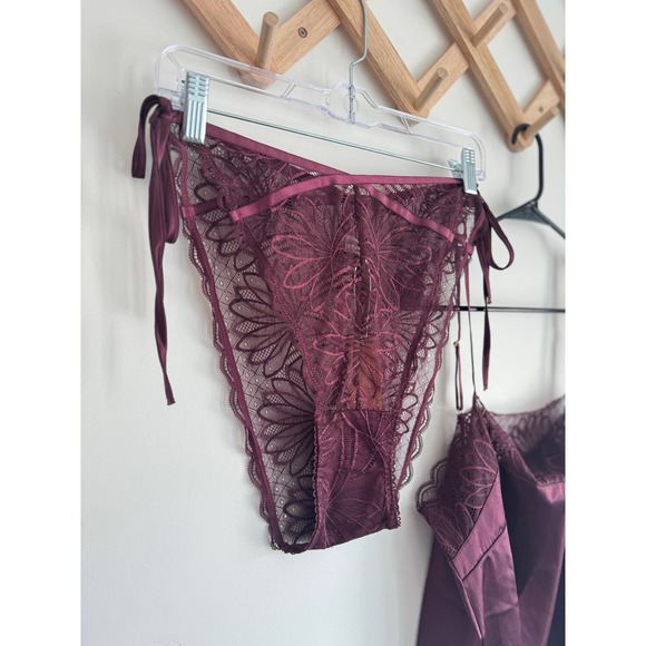 Mentionables Set- Satin/Lace Cami and Side Tie Panty Size 2x - Picture 5 of 11